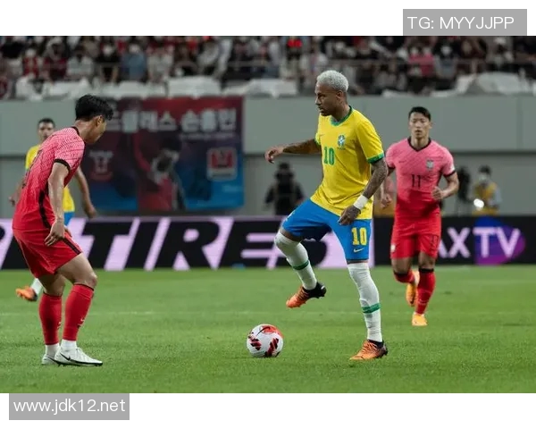 世界杯预选赛：巴西队主场大胜阿根廷，内马尔梅开二度